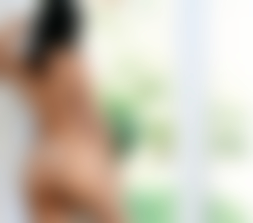 Escorts East London Stratford - East London - Photos for π· Dark-Haired Latin Charm π·